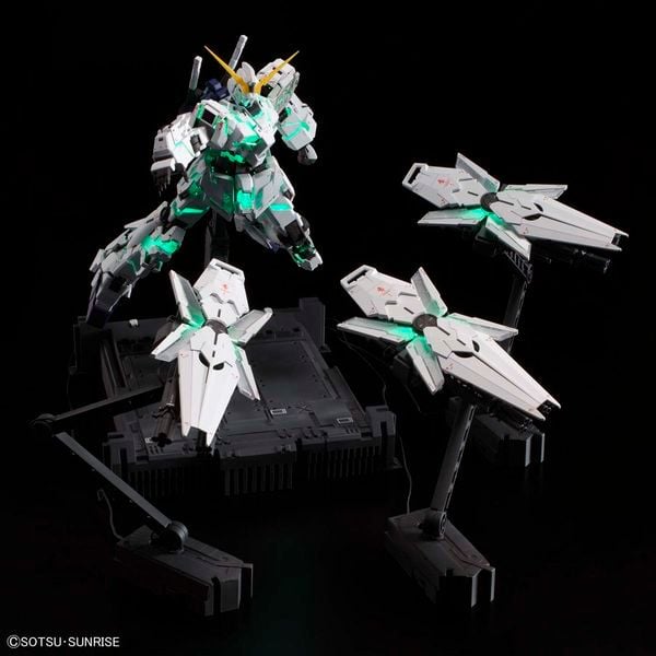 cửa hàng bán RX-0 Unicorn Gundam Ver Ka MGEX