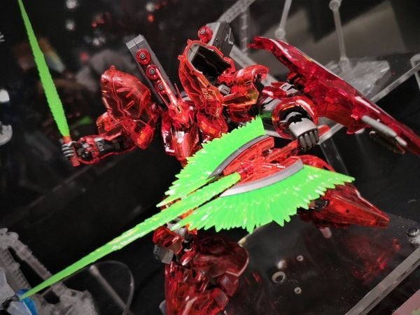 Amazon.com: Bandai RG 1/144 MSN-04 Sazabi [Clear Color