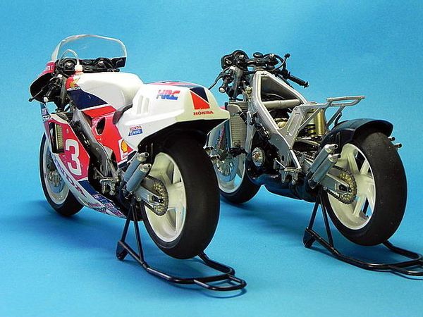 Honda NSR500 G.P. Racer Tamiya 14055