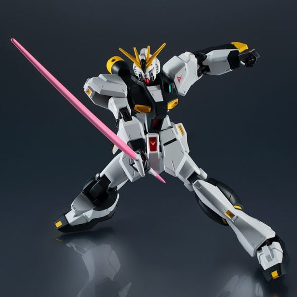 đánh giá RX-93 Nu Gundam Gundam Universe tốt nhất