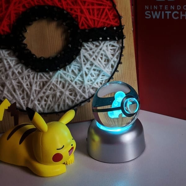 Đèn LED RGB trang trí hình bóng Poke Ball Pokemon Squirtle
