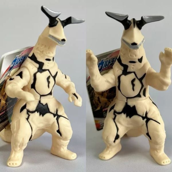 Đồ chơi siêu nhân giá rẻ Ultra Monster 05 Eleking Figure