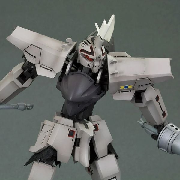 Thỏa sức sáng tạo với mô hình lắp ráp mecha Delphine Renewal Ver Broken Blade FAA17X chất lượng từ Kotobukiya