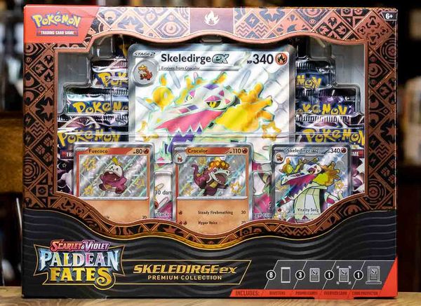 Thẻ bài Pokemon TCG Scarlet & Violet Paldean Fates Skeledirge ex Premium Collection hàng thiệt chính hãng màu sắc đẹp mắt random ngẫu nhiên may mắn