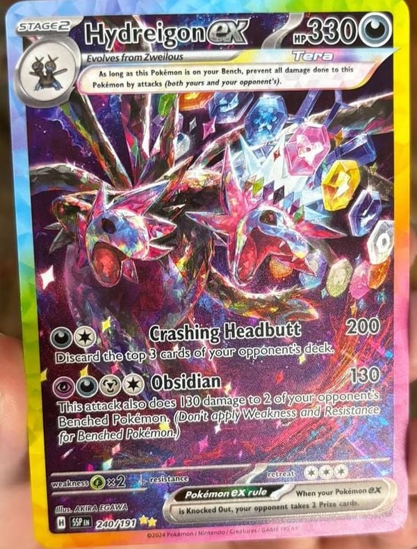 Mua ngay Pokemon TCG SV08 Surging Sparks Elite Trainer Box để sở hữu các thẻ bài quý hiếm và mạnh mẽ