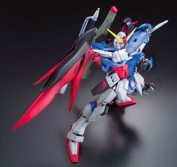 figure Destiny Gundam Extreme Blast Mode MG Bandai