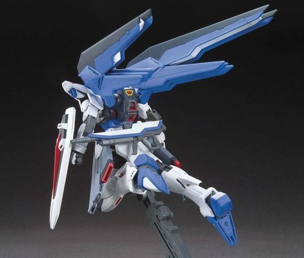 figure Freedom Gundam Revive Ver HG nShop