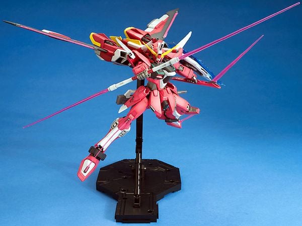 figure Infinite Justice Gundam - MG - 1/100 giá tốt