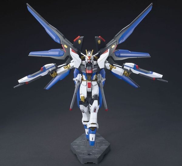 figure Strike Freedom Gundam Revive Ver HG nShop