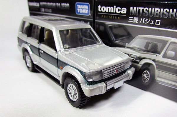 Cửa hàng bán Đồ chơi mô hình xe Tomica Premium No.04 Mitsubishi Pajero giá rẻ