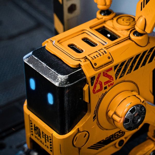 Củ sạc nhanh GravaStar Alpha65 GAN 65W War Damaged Yellow chính hãng chất lượng tốt thiết kế bắt mắt khả năng sạc nhanh tiện lợi hiệu quả