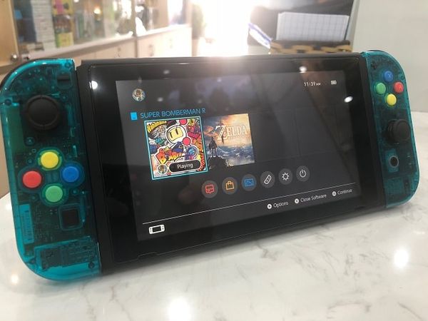 Ngắm vẻ đep case trong suốt cho Nintendo Switch màu xanh ngọc