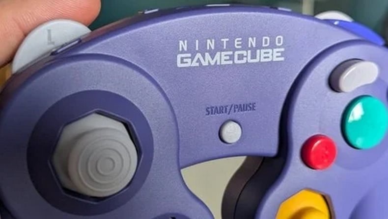 Nintendo đã tái sinh GameCube Controller của những năm 2001