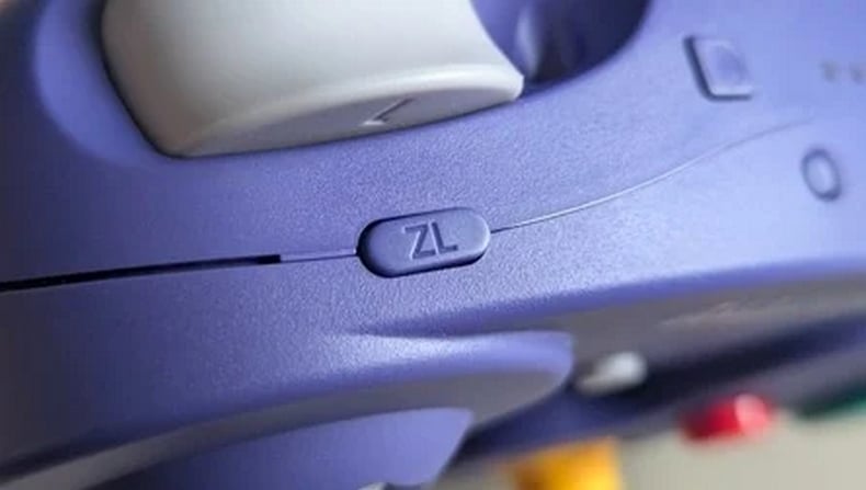 gamecube-controller_nshop4_d6b4a6f2b80844cb981cae616774b3a7.jpg