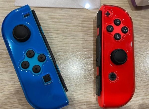 gắn silicon joy-con red blue nyko