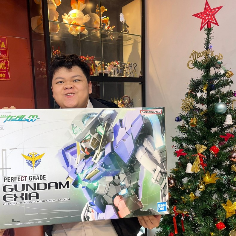 Mô hình người máy Gundam