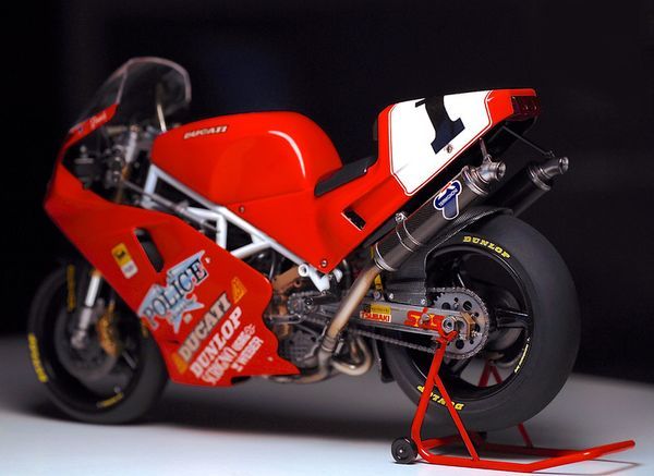 đánh giá mô hình xe Ducati 888 Superbike Racer 1-12 Tamiya 14063 đẹp nhất