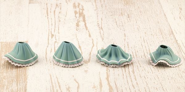 Review Emma Koishikawa St. Iris Gakuen Girls' High School Winter Clothes JK042 mô hình lắp ráp độc đáo từ Kotobukiya