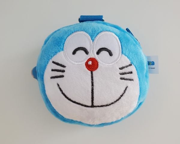 Bóp nhỏ hình mặt Doraemon - Hàng bản quyền chính hãng màu xanh mèo máy dễ thương đẹp mắt êm ái quà tặng cho bé treo balo đựng tiền chất lượng tốt