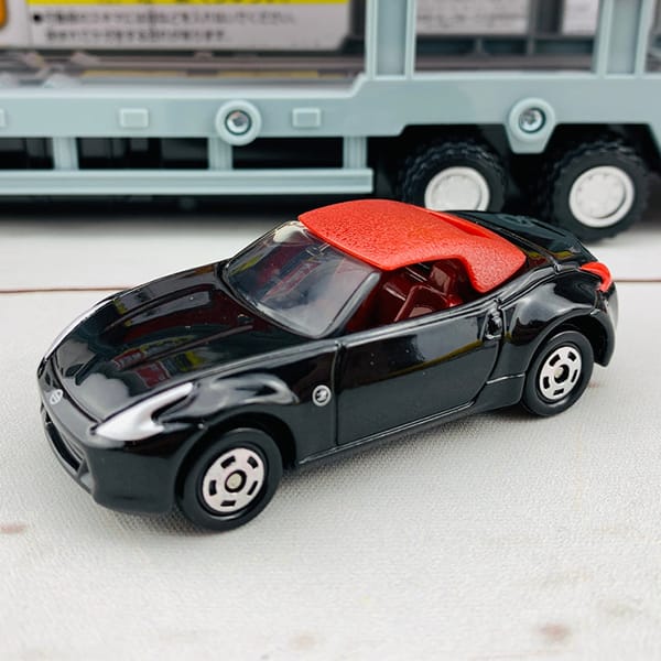 Tomica Let's Play with Tomica! Carrier Car Set Nissan Fairlady Z Roadster