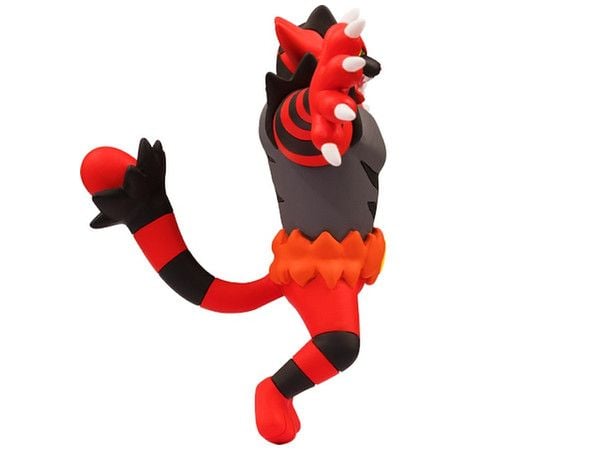 Incineroar Malicious Moonsault Pokemon Figure