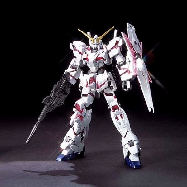 Mô hình RX-0 Unicorn Gundam Destroy Mode Titanium Finish chính hãng Bandai