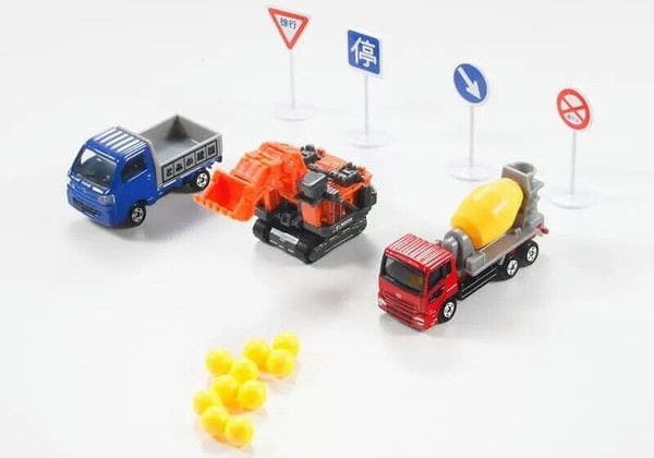 Bộ Tomica Construction Vehicle Set đồ chơi Nhật Bản giúp phát triển trí thông minh cho bé