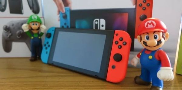 khóa Nintendo Switch lại