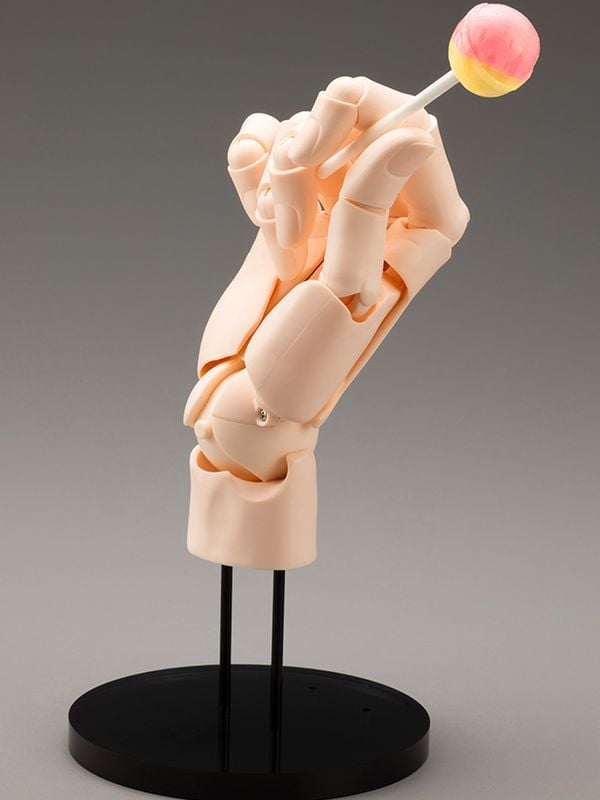 Mô hình bàn tay Artist Support Item Hand Model R Pale Orange Kotobukiya AT021 giúp học sinh mỹ thuật luyện tay dáng khó cực dễ dàng
