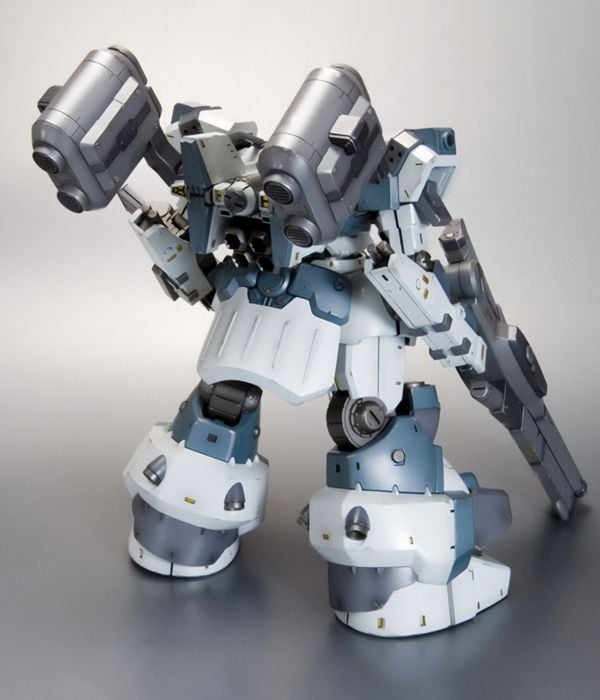 Mirage C04-Atlas Foxeye Ver. Armored Core Variable Infinity VI041X model kit từ Kotobukiya lý tưởng cho người mê mecha