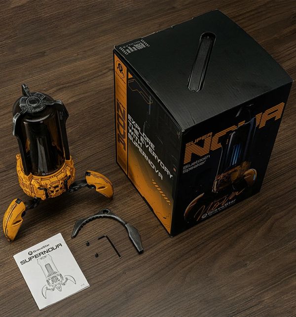 Loa Bluetooth GravaStar Supernova War Damaged Yellow chính hãng chất lượng âm thanh tuyệt vời nghe nhạc chơi game xem phim giải trí cực hay