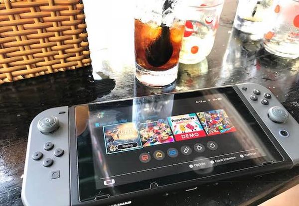 Nintendo Switch ra cafe
