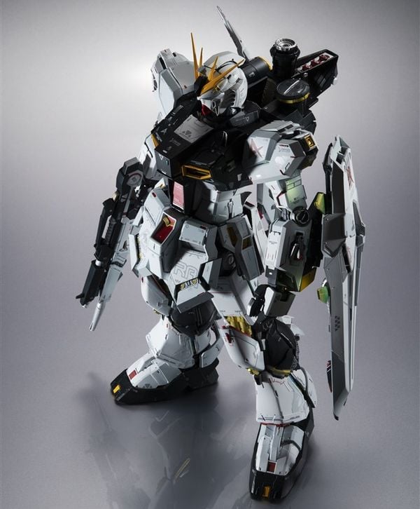 Metal Structure RX-93 Nu Gundam đắt nhất