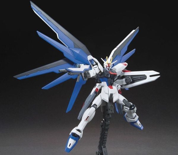 mô hình Freedom Gundam Revive Ver HG Nhật Bản