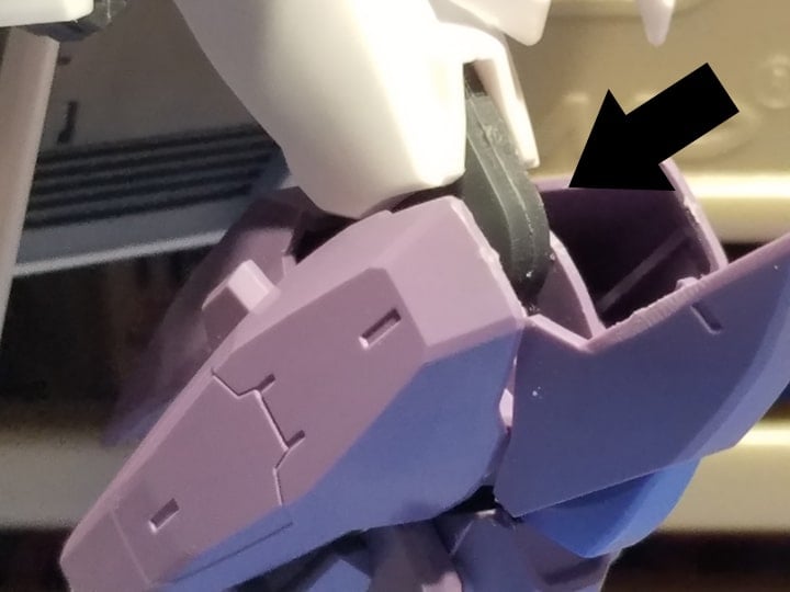 mô hình gundam lỏng chân