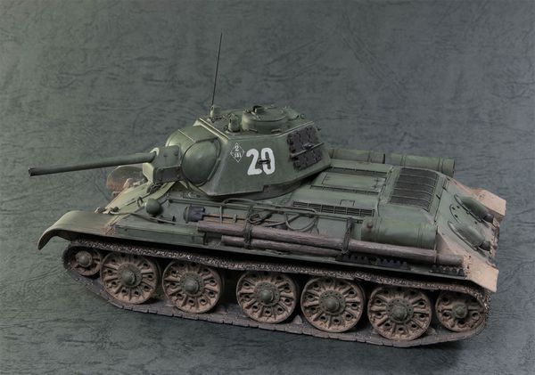 mô hình xe tăng Russian T3476 Tank 1943 Production 1-35 Tamiya 35059
