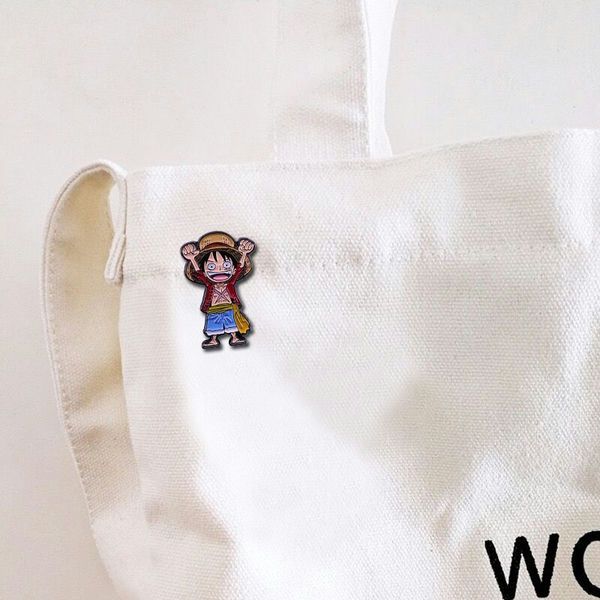 Pin cài áo huy hiệu kim loại hình Luffy One Piece có thể treo lên túi tote túi đeo chéo túi xách balo