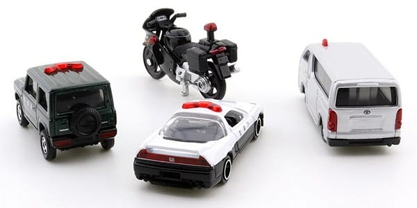 Mua mô hình xe cảnh sát Tomica Solve the Case! Police Vehicle Collection giá rẻ