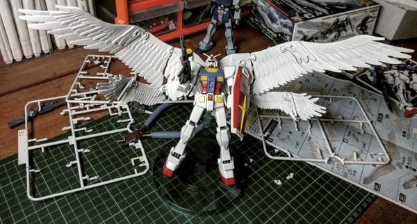 Mới tập chơi Gunpla thì nên mua Gundam HG hay lên luôn RG – nShop ...