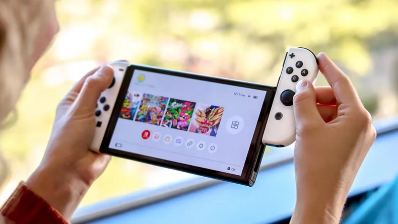 Nintendo Switch OLED là phiên bản cải tiến của Nintendo Switch