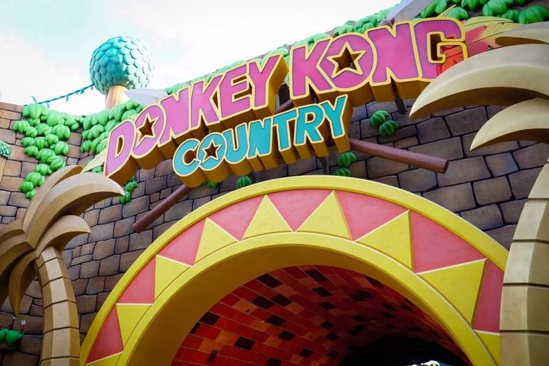 Tại Công viên mới này, Donkey Kong chiếm sóng khá nhiều