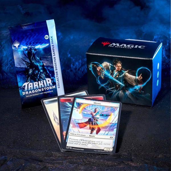 Bộ bài Magic The Gathering Tarkir Dragonstorm Commander Deck Jeskai Striker mang đến trải nghiệm chơi độc đáo