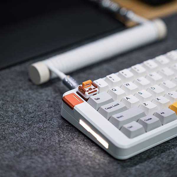 Nút keycap xuyên led Famicom màu đỏ trắng cao cấp cho phím cơ