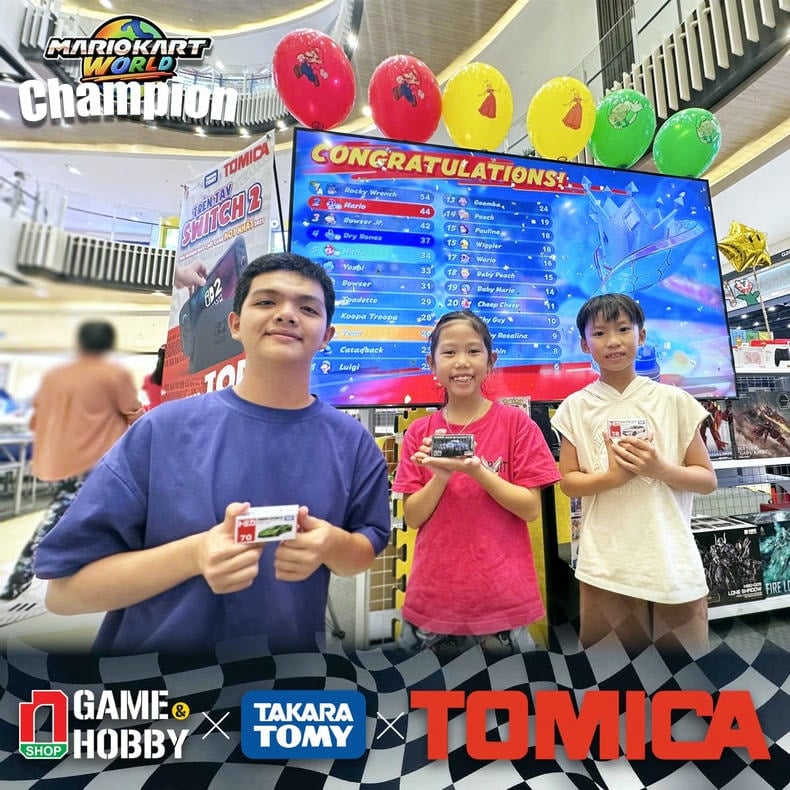 Phần thưởng xe mô hình Tomica trong sự kiện trải nghiệm máy Nintendo Switch 2 Mario Kart World 27-7-2025
