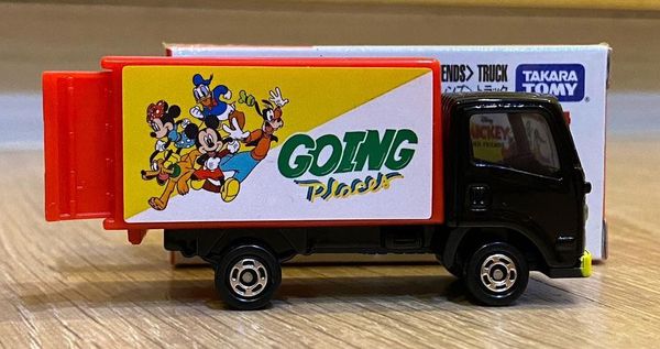 Cửa hàng bán Đồ chơi mô hình xe Tomica No. 48 Isuzu Elf Mickey & Friends Truck xe tải đỏ đen đẹp mắt giá rẻ chất lượng tốt có giao hàng nhiều ưu đãi mua làm quà tặng trang trí trưng bày