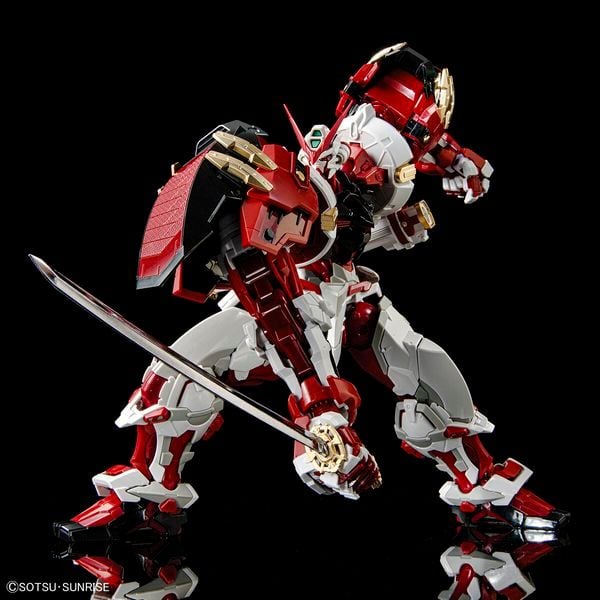 cách lắp robot MBF-P02 Gundam Astray Red Frame Powered Red Hi-Resolution Model