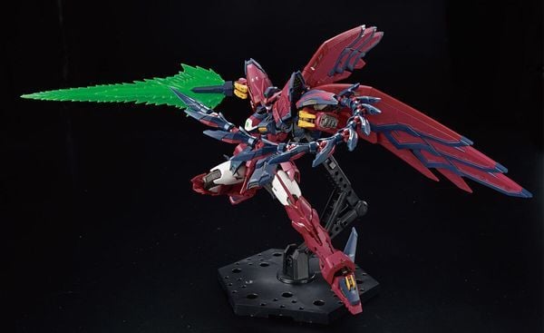 phân biệt mô hình Gundam Epyon RG 1/144 Bandai thật giả