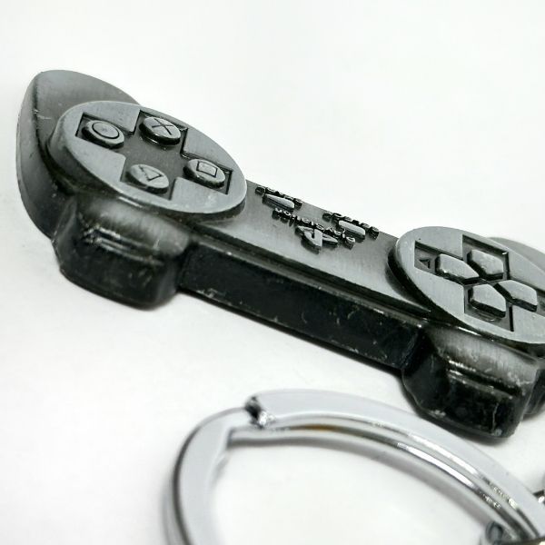 Phụ kiện game thủ Móc khóa kim loại tay game PS1 DualShock giá rẻ