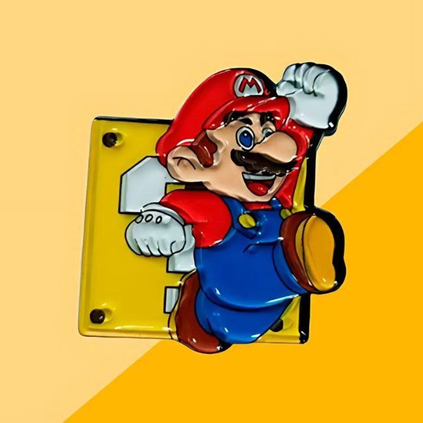 Pin cài kim loại Mario Bros. Jump Question Block hình ảnh ngộ nghĩnh
