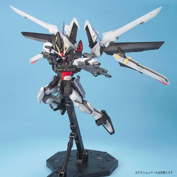 review GAT-X105E Strike Noir Gundam MG